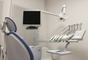 מרפאת השיניים של ד"ר לם מציגה: מיטב הטכנולוגיה עם המומחים המובילים